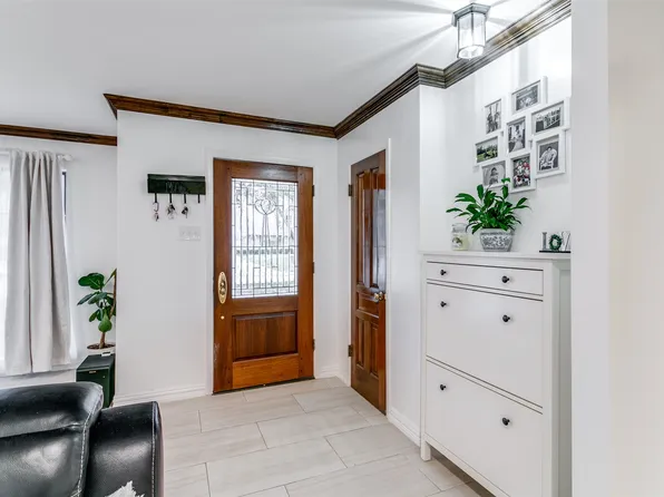 1608 Post Oak Dr, Irving, TX 75061