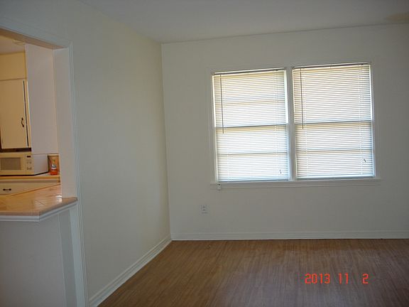 5th image of 408 Hughes Ave