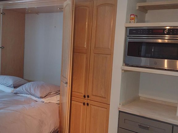 3rd image of 224 E Garden St APT 340