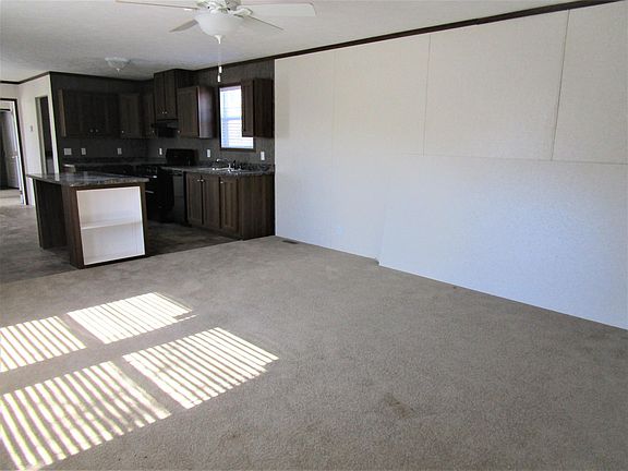 3rd image of 6629 N Hampshire Dr