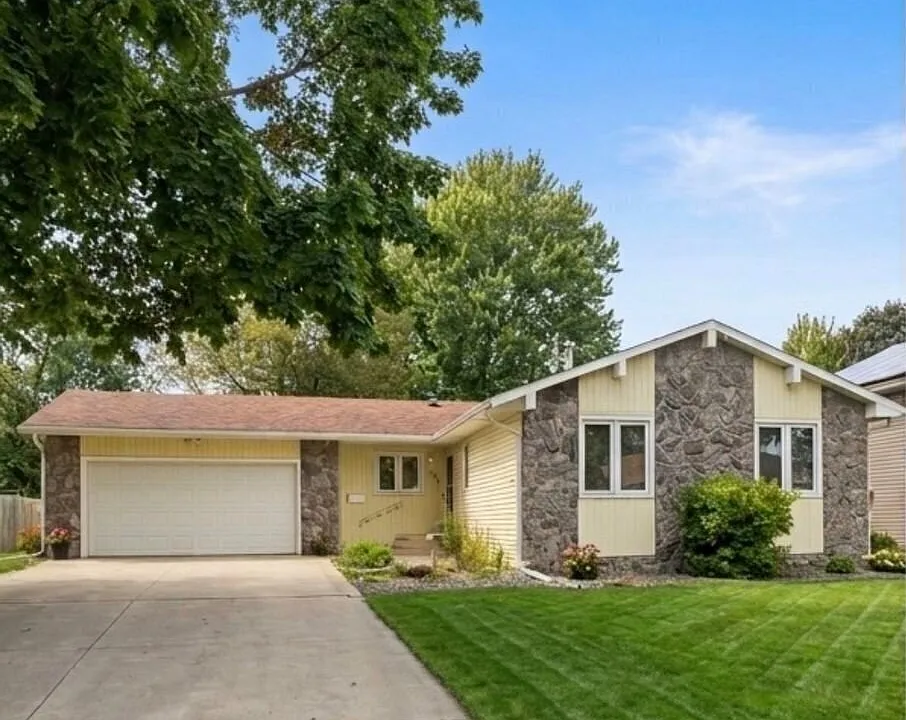 106 Merlin Cir