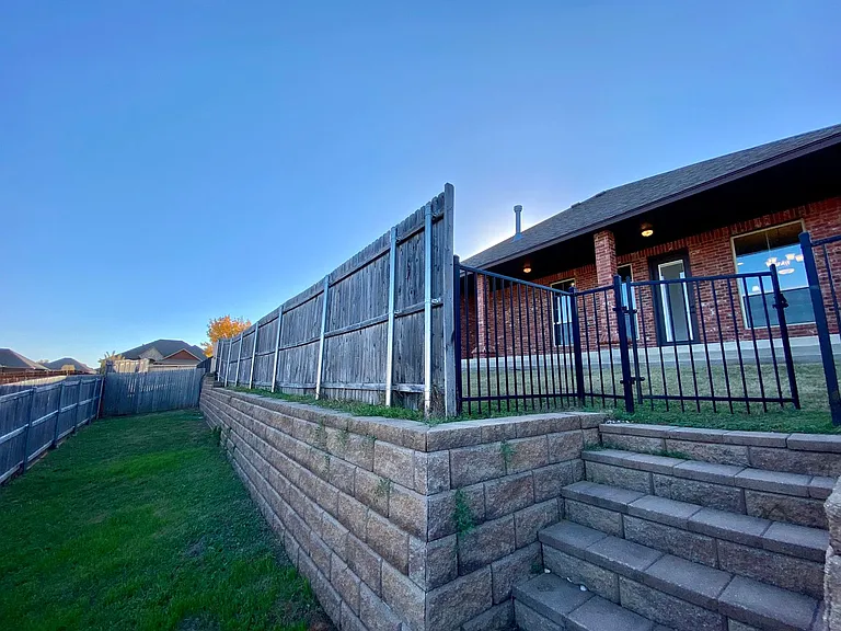 2011 Allora Ct — Photo 23