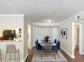 7979 Westheimer