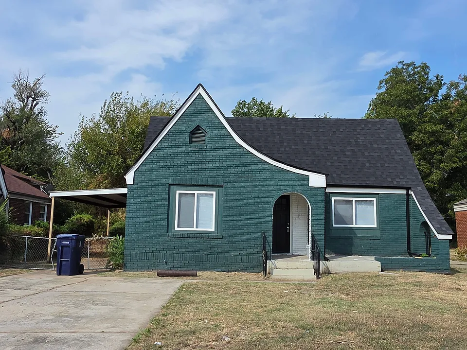 2131 N Jordan Ave