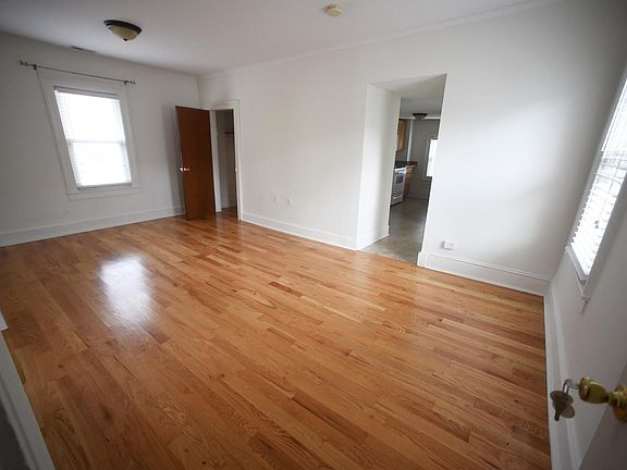 4th image of 80 Walnut St #2nd
