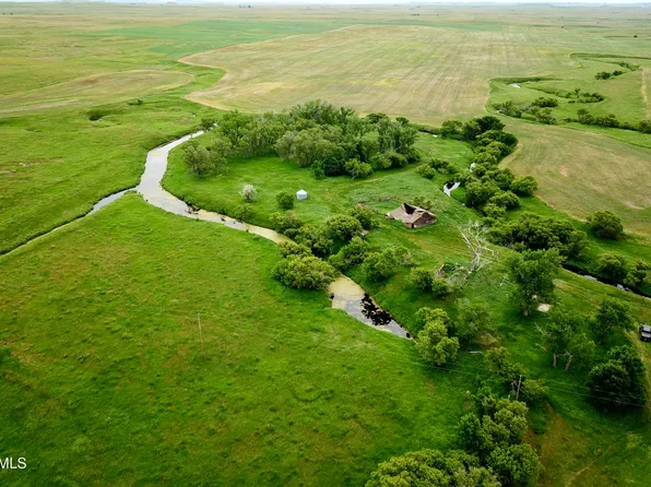County Road 134, Solen, ND 58570