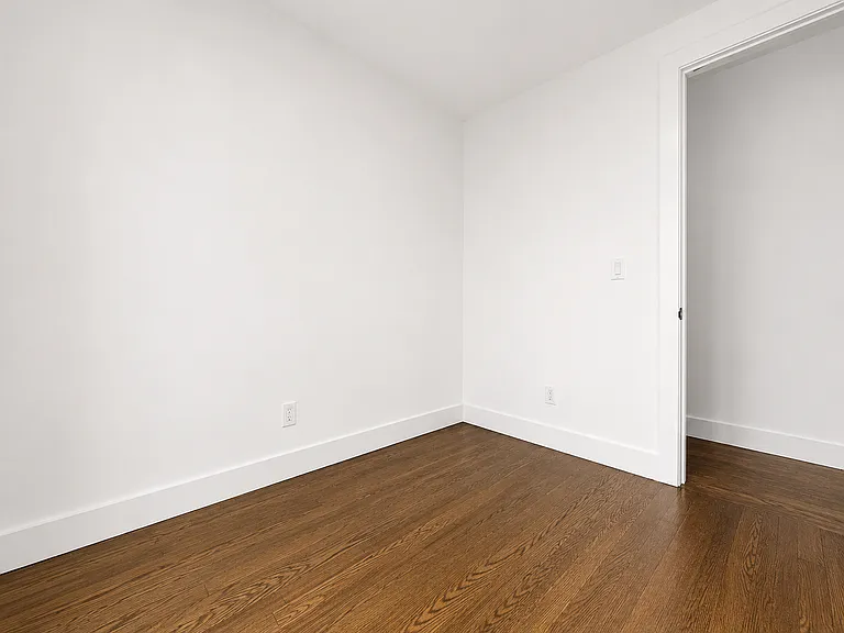 182 Claremont Ave #5S — Photo 8