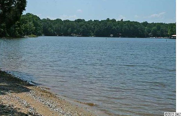 1st image of 3017 Applewood Point Ln