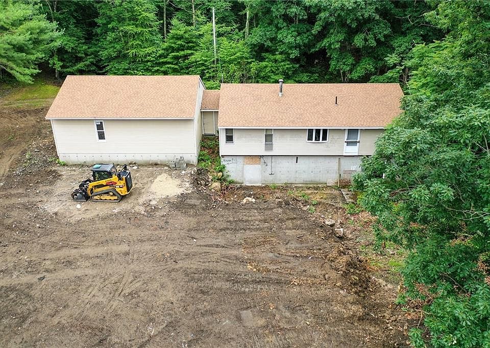 1st image of 55 Forest Ln