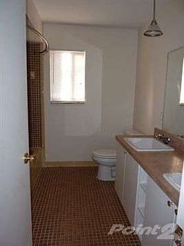 3rd image of 16008 Meadowood Ave