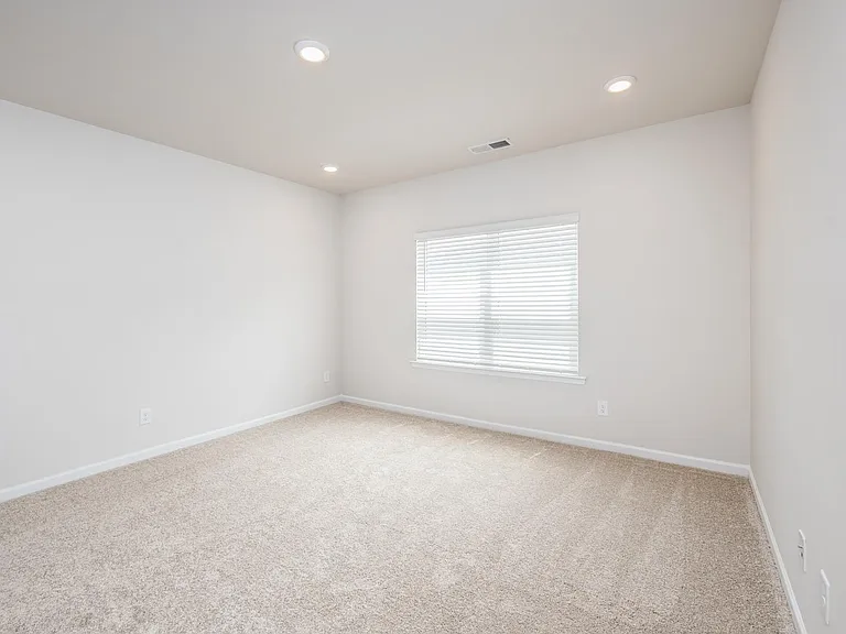 701 Sagecroft Ln — Photo 5