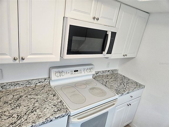 5th image of 4316 Cedar Grove St