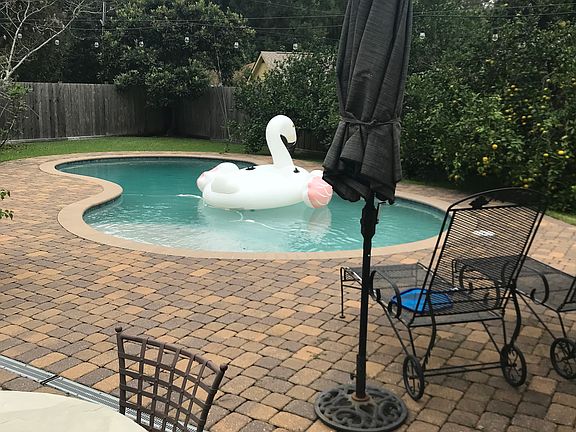 5th image of 500 E Bayou Pkwy