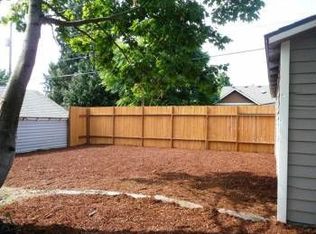 2016 F St, Vancouver, WA 98663