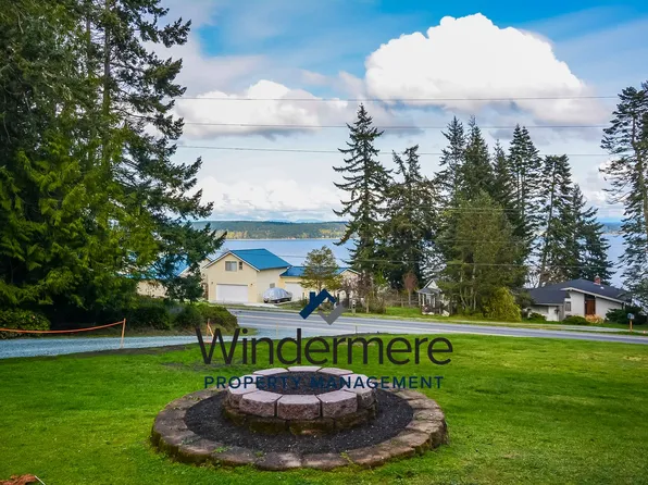 2480 N Bluff Rd, Greenbank, WA 98253