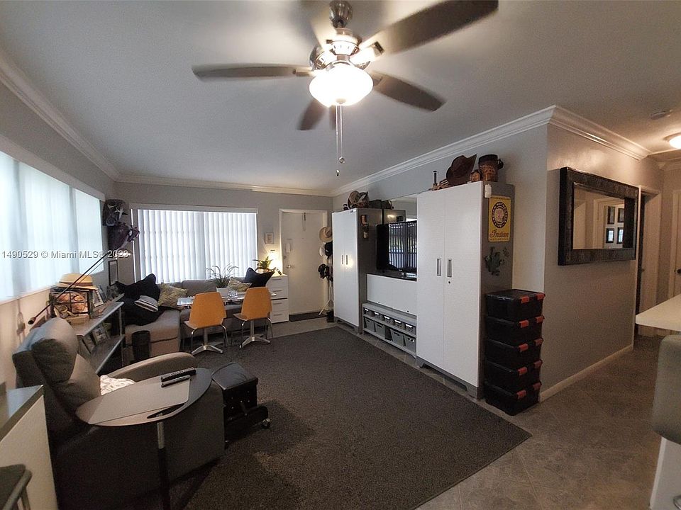 1st image of 2317 Garfield St APT 8