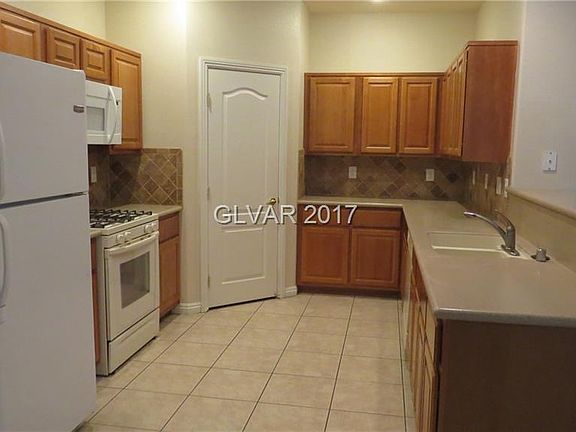 5th image of 4709 Longshot Dr