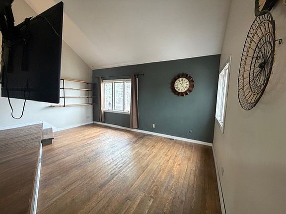 5th image of 1087 Woodbridge Dr