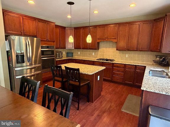 5th image of 1443 Olmsted Dr