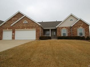 933 Lafayette Landing Pl, Saint Charles, MO 63303