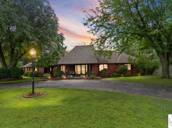 1900 E Arcadia, Clinton, MO 64735