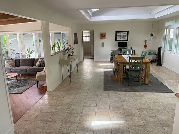 4th image of 814 Kainui Pl