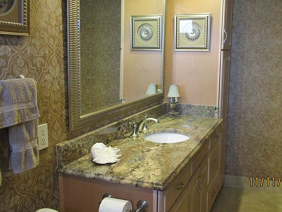 5th image of 5130 Brittany Dr S APT 901