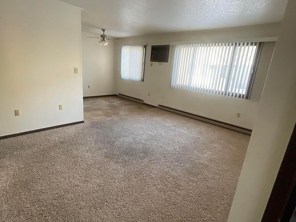 1st image of 2500 Douglas Ave #1