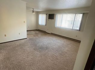 2500 Douglas Ave #1, Yankton, SD 57078
