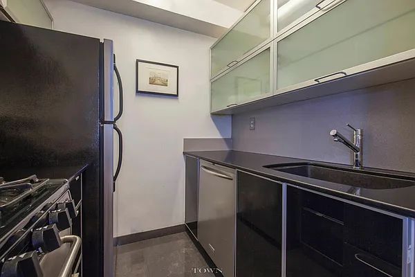 Sold by Town Residential | media 14