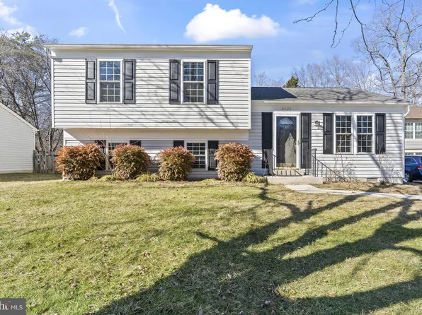 2425 York Ct, Waldorf, MD 20602