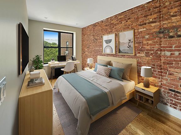 5th image of 921 Washington Ave #225