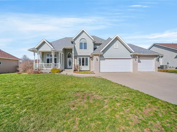 5974 Robin Rd, Pleasant Hill, IA 50327