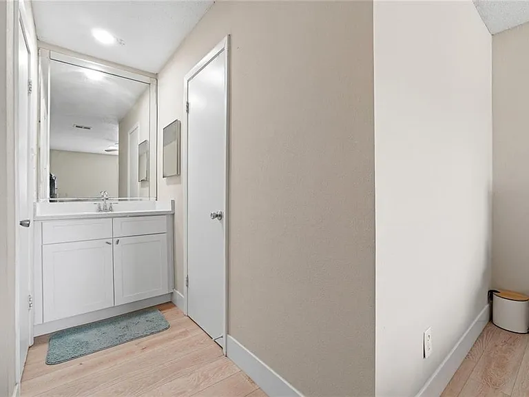 3301 Henderson Mill Rd #R1 — Photo 18