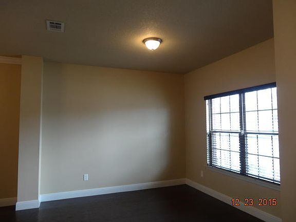 4th image of 7198 Blue Jack Dr