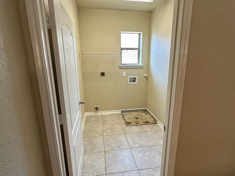 21719 Dion Vlg — Photo 18
