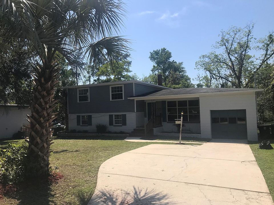 1st image of 3412 Emerald Isle Cir W