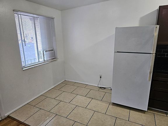 5th image of 1990 S McClelland St APT 14
