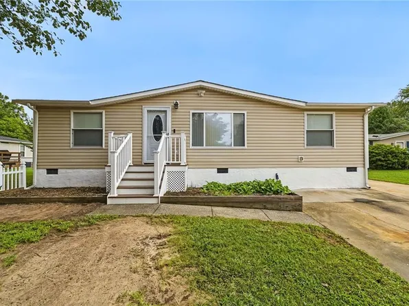 103 Tall Pine Cir, Yorktown, VA 23693