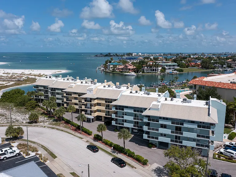 1100 Pinellas Bayway S #G3 — Photo 34