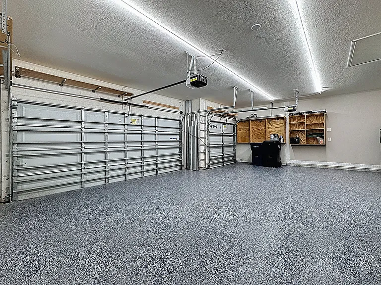 17535 Cantarina Cv — Photo 56