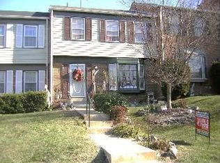 1019 Salisbury Ct, Sterling, VA 20164