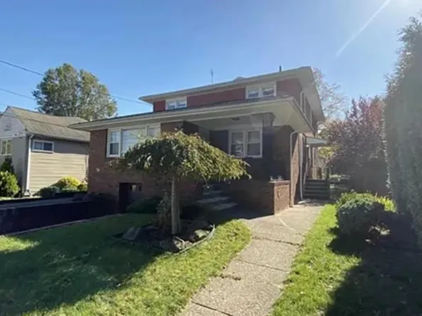 36 Columbus Dr Unit 2, Tenafly, NJ 07670