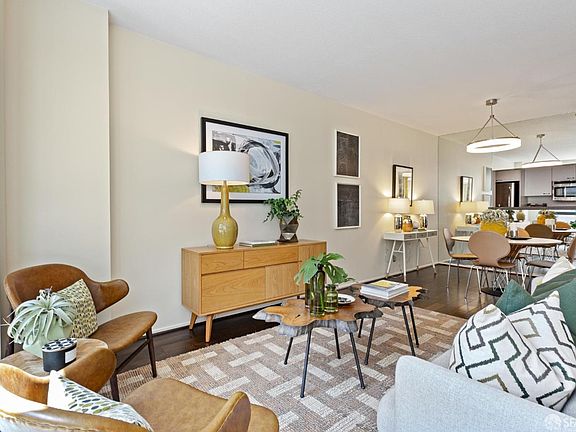 4th image of 300 3rd St APT 609