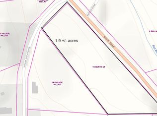 19 North St, Williamsburg, MA 01096