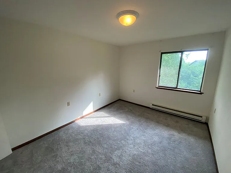 2 Captains Court Harbor House Drive 6 #4-914-5325 — Photo 7
