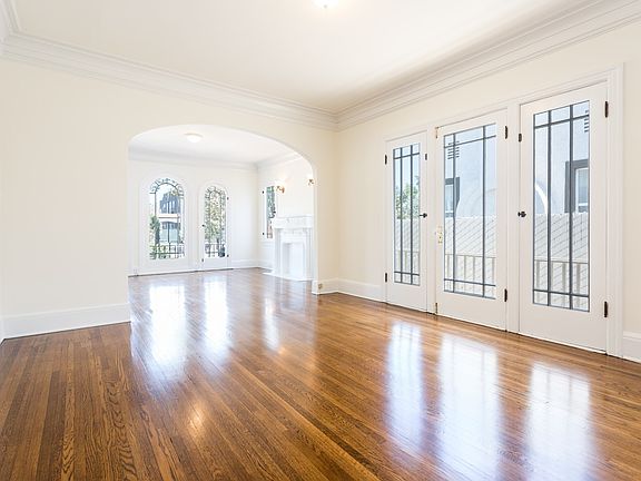 5th image of 1254 S Tremaine Ave #1254
