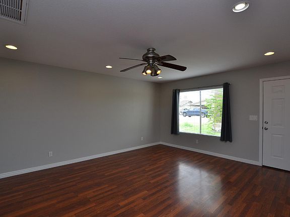 5th image of 2522 E Don Carlos Ave