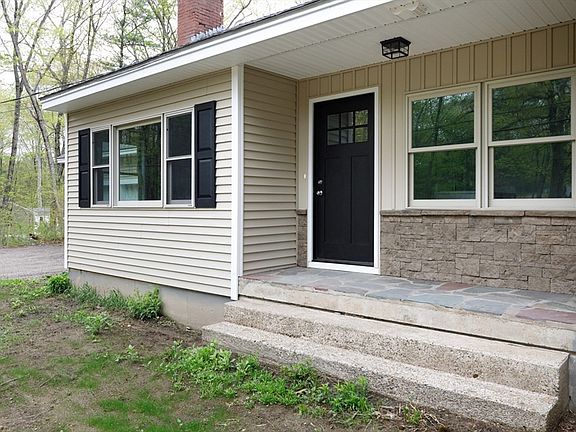 2nd image of 50 Piscataqua Rd