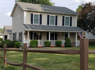 3127 Hudson Dr, Cuyahoga Falls, OH 44221